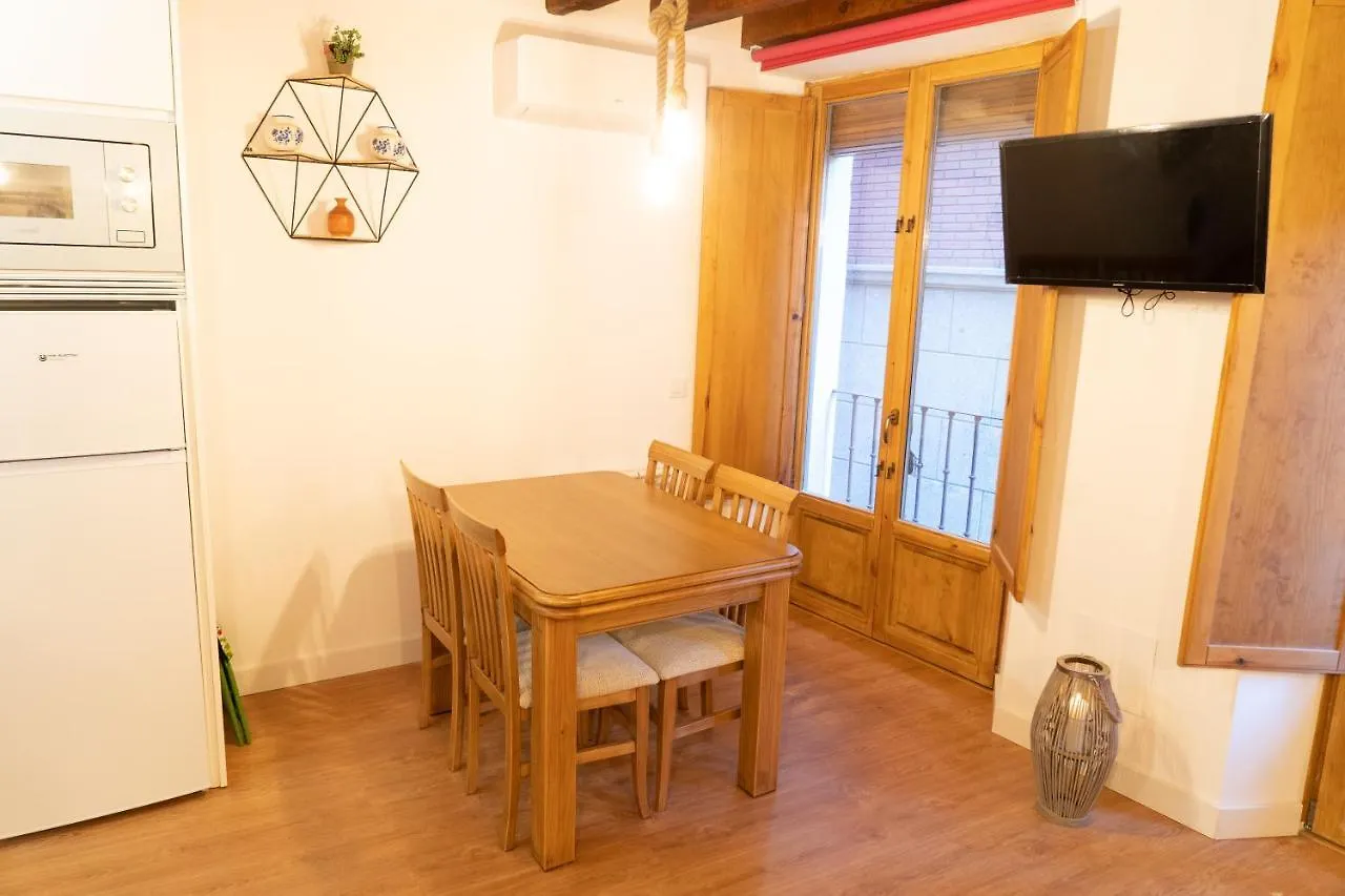 Apartamento Cordonerias Toledo Lägenhet